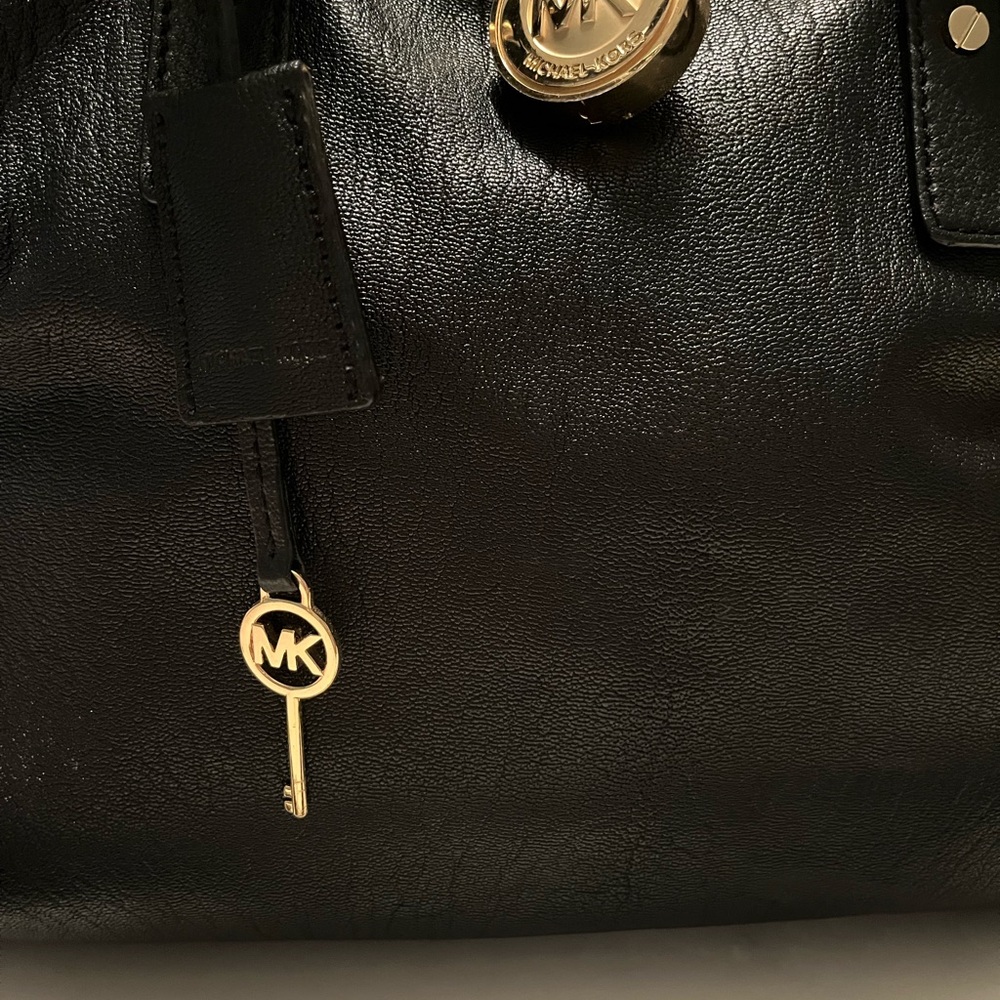Michael Kors Hamilton Large Leather Satchel - Picture 14 of 14